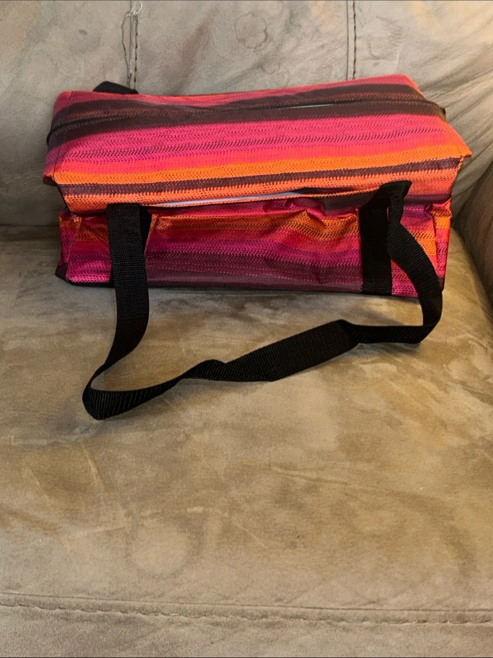 Fresh Market Thermal tote ombré Stripe Pink and Orange Thirty one
